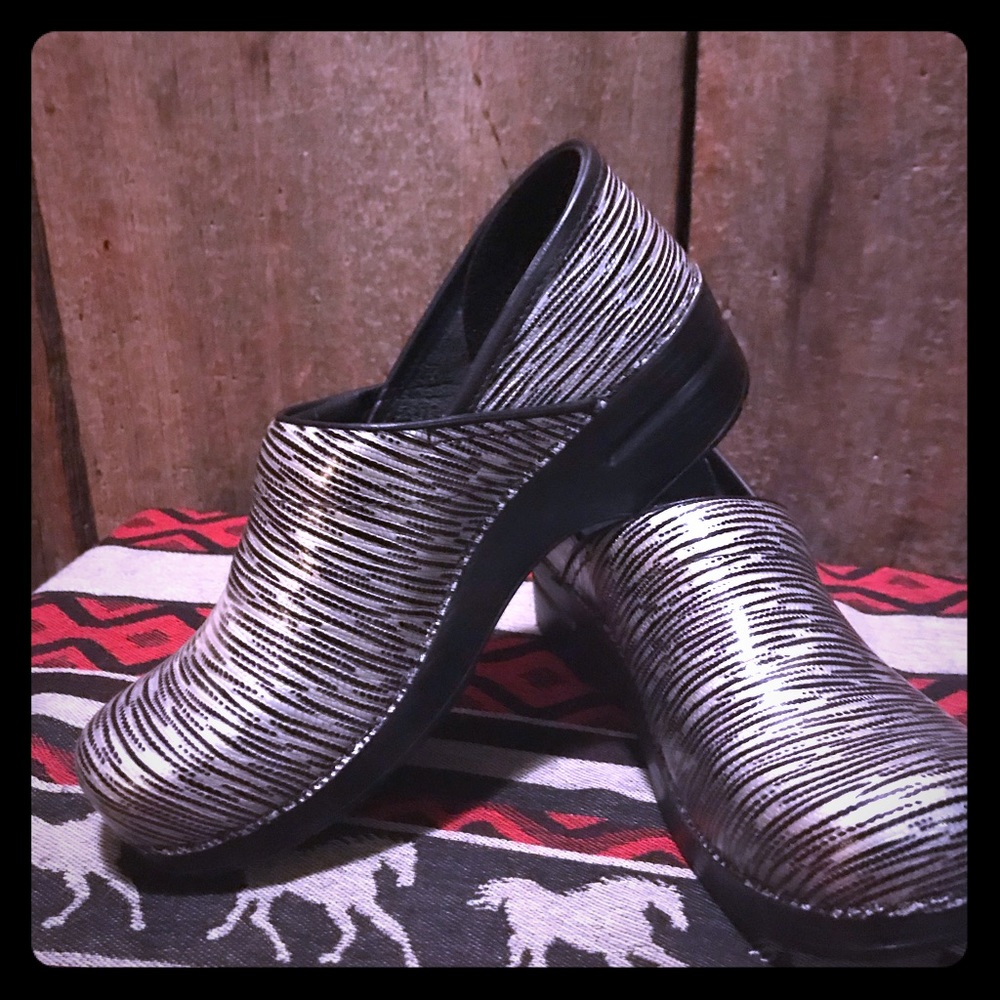 Brand New Danskos!!